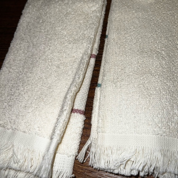 Two Vintage Charles Craft Cross Stitch Collectible Small Handheld Towels - Picture 9 of 12